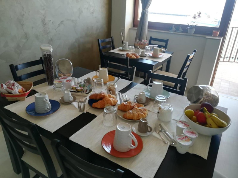 Guest House Domus Cicerone, Formia, Italy