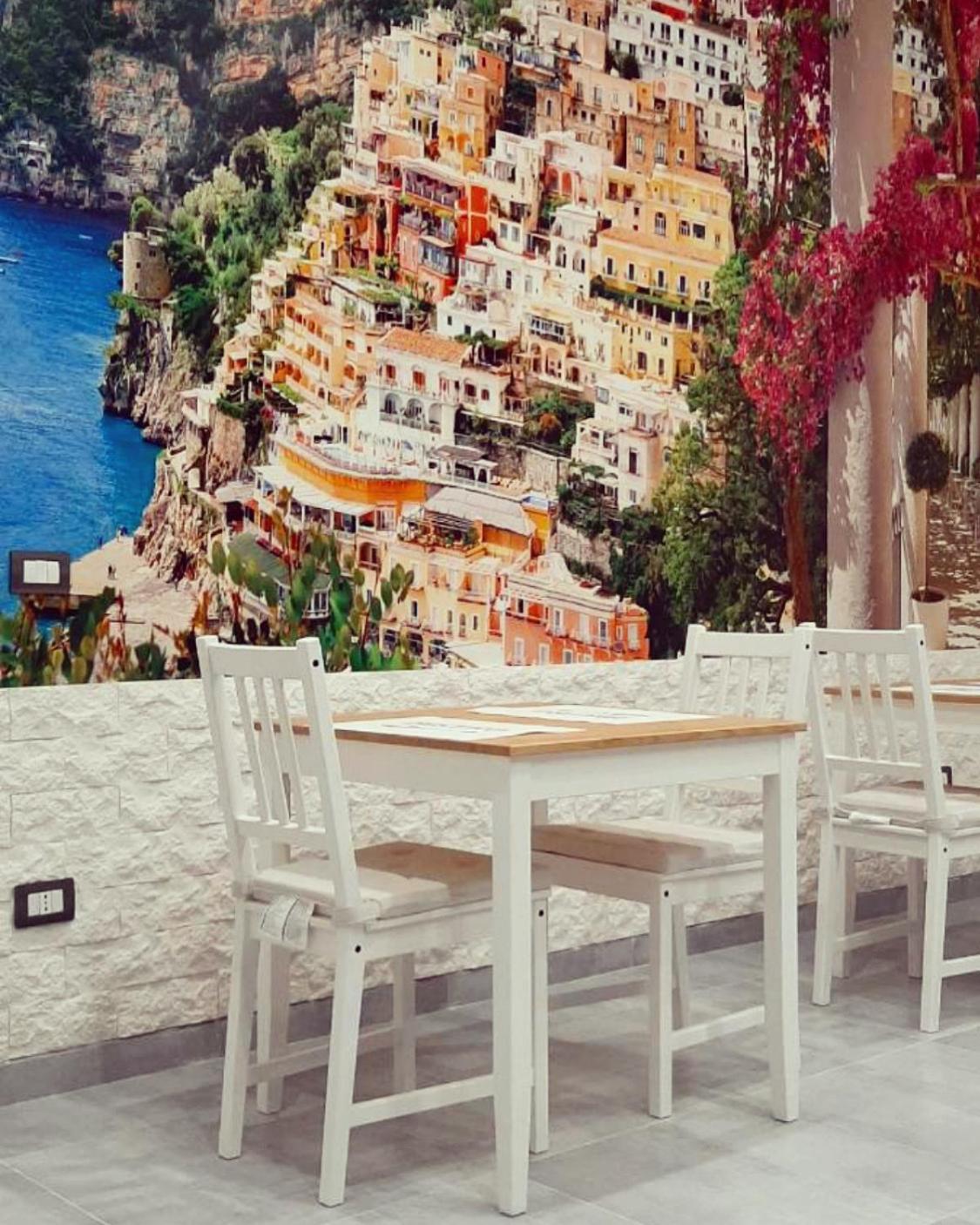 Brighter's Room, Italy
