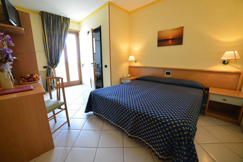 Hotel Lo Smeraldo, Cisternino, Italy
