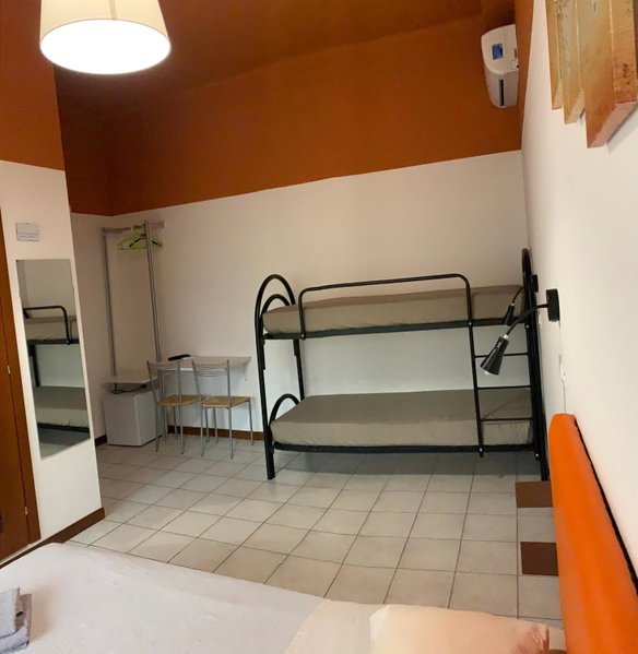marconi 22 rooms, Bologna, Italy