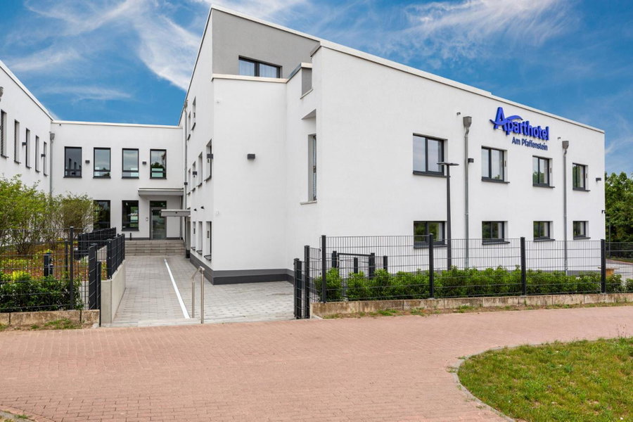 Aparthotel Am Pfaffenstein, Klein-Winternheim, Germany