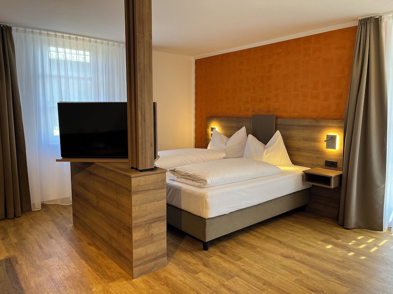 WESTSIDE Hotel Garni, Munich, Germany