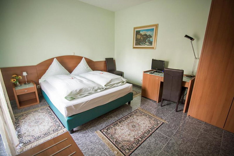 Hotel & Restaurant Garda, Darmstadt, Germany