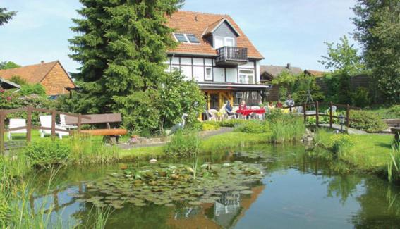 Hotel Auf Dem Langenhof Wunstorf, Wunstorf, Germany