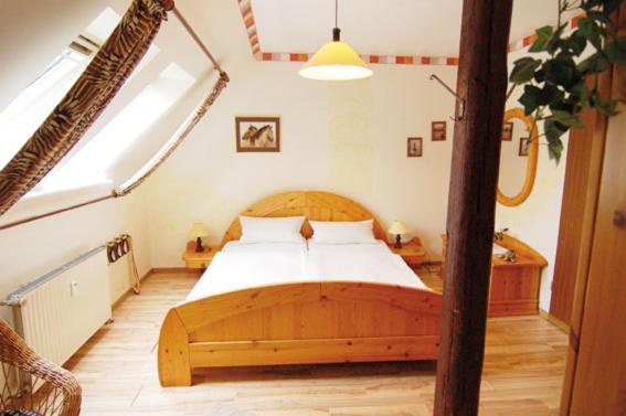 Hotel Auf Dem Langenhof Wunstorf, Wunstorf, Germany