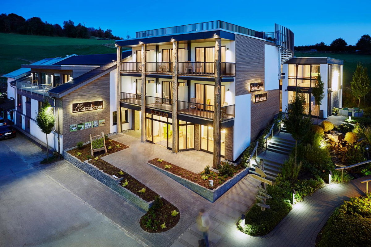 Hotel · Steinbergs Wildewiese NaturHotel, Wildewiese