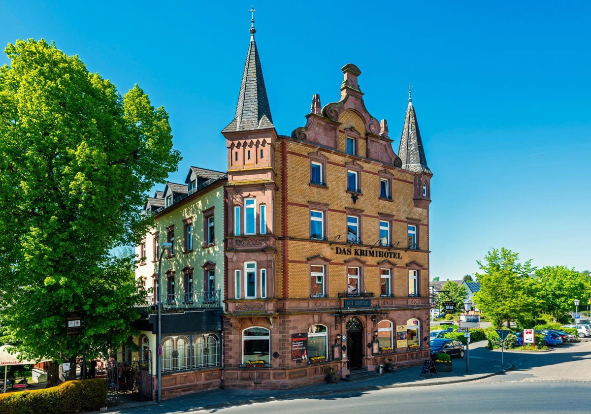 Hotel · EIFELkrimihotel, Hillesheim