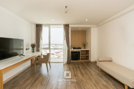 Rattanachol Hotel, Chon Buri, Thailand