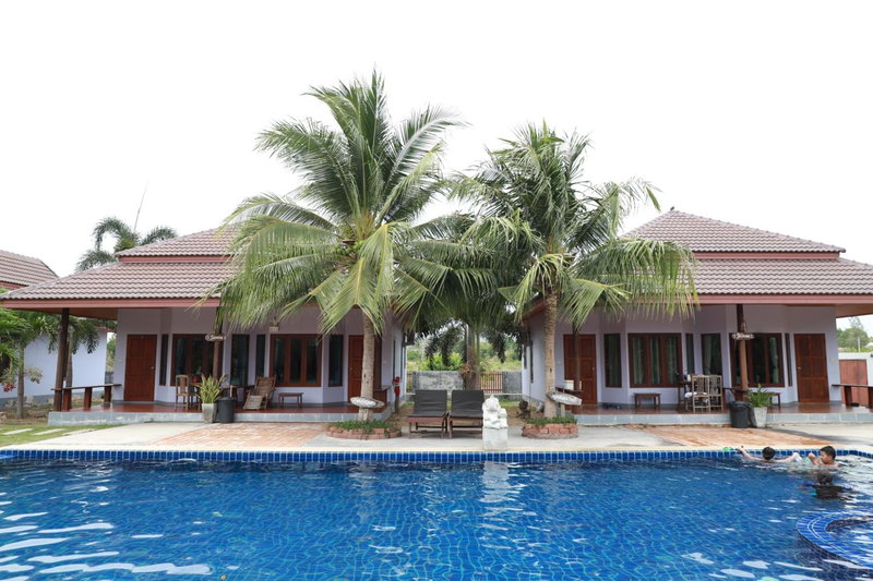 Waterside Resort, Pran Buri, Thailand