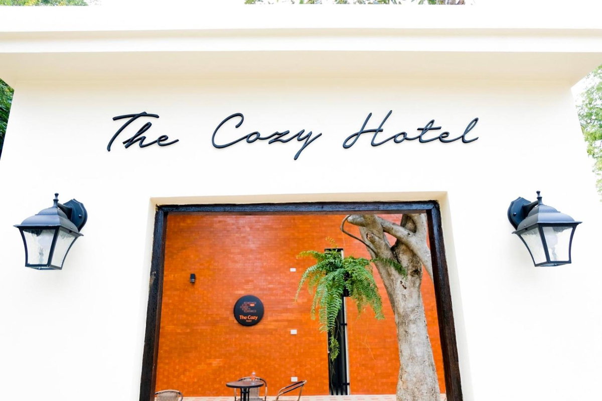Hotel · The Cozy Hotel, Phetchaburi
