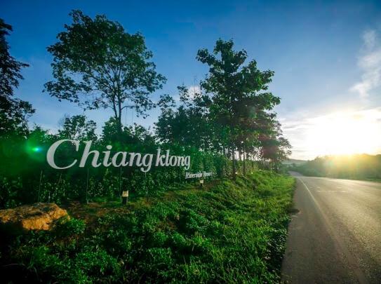 Chiang Klong Riverside Resort, Chiang Khan, Thailand