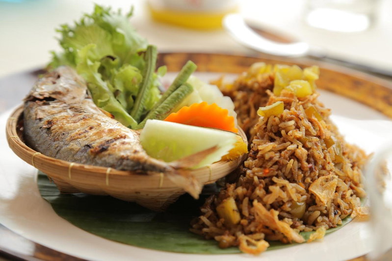 Chuchaiburi Sri Amphawa, Amphawa, Thailand