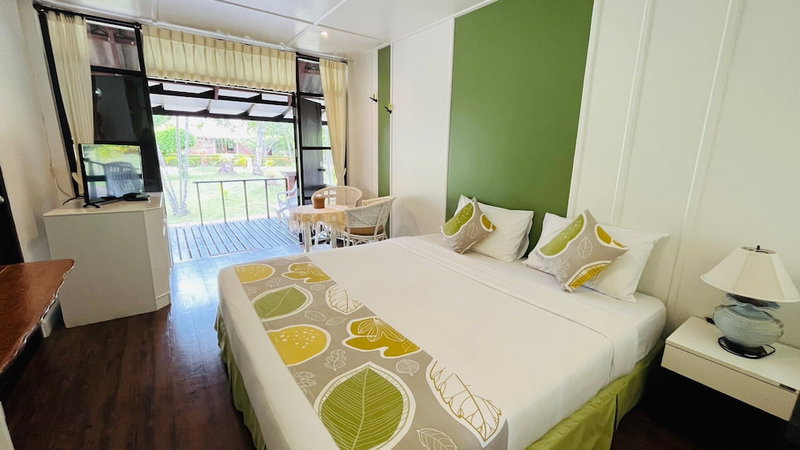 Suan Bankrut Beach Resort, Bang Saphan, Thailand
