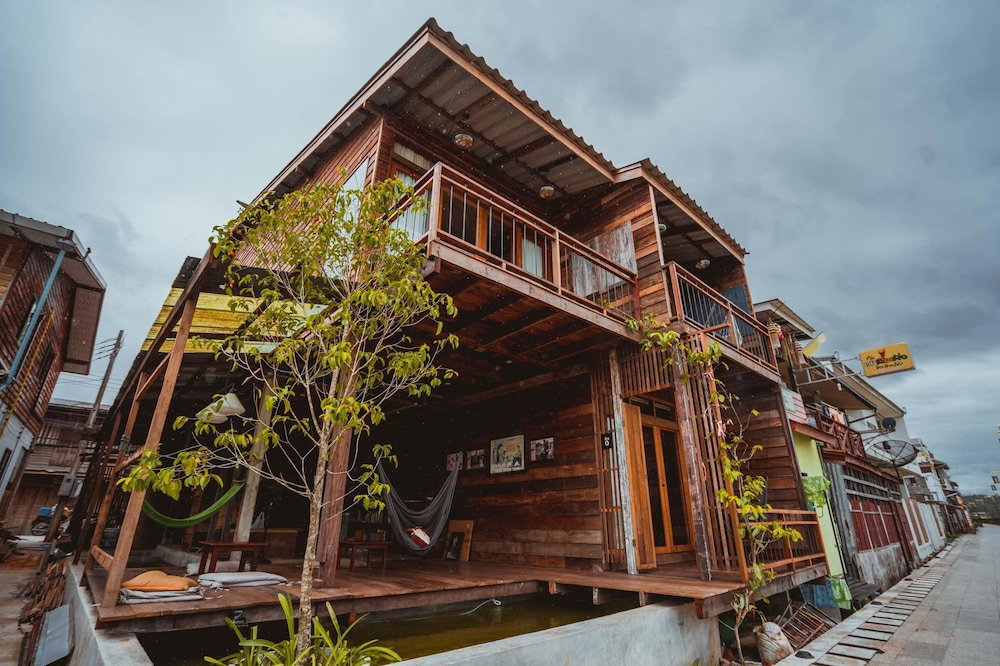 Suneta Hostel Chiangkhan, Thailand