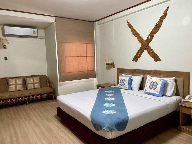 Maeyom Palace Hotel, Phrae, Thailand