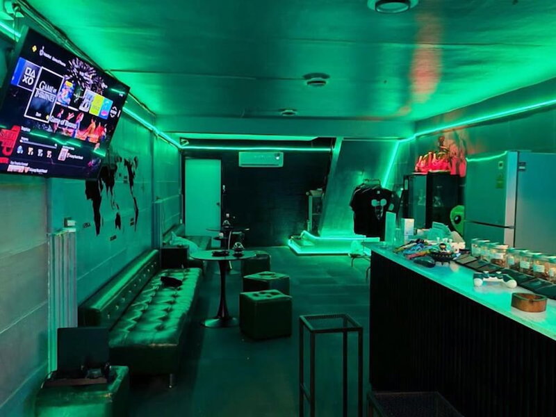 Doctor Alien Hostel, Bangkok, Thailand