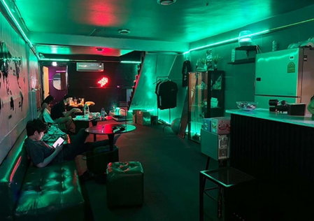 Doctor Alien Hostel, Bangkok, Thailand