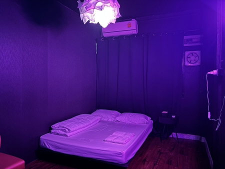 Doctor Alien Hostel, Bangkok, Thailand
