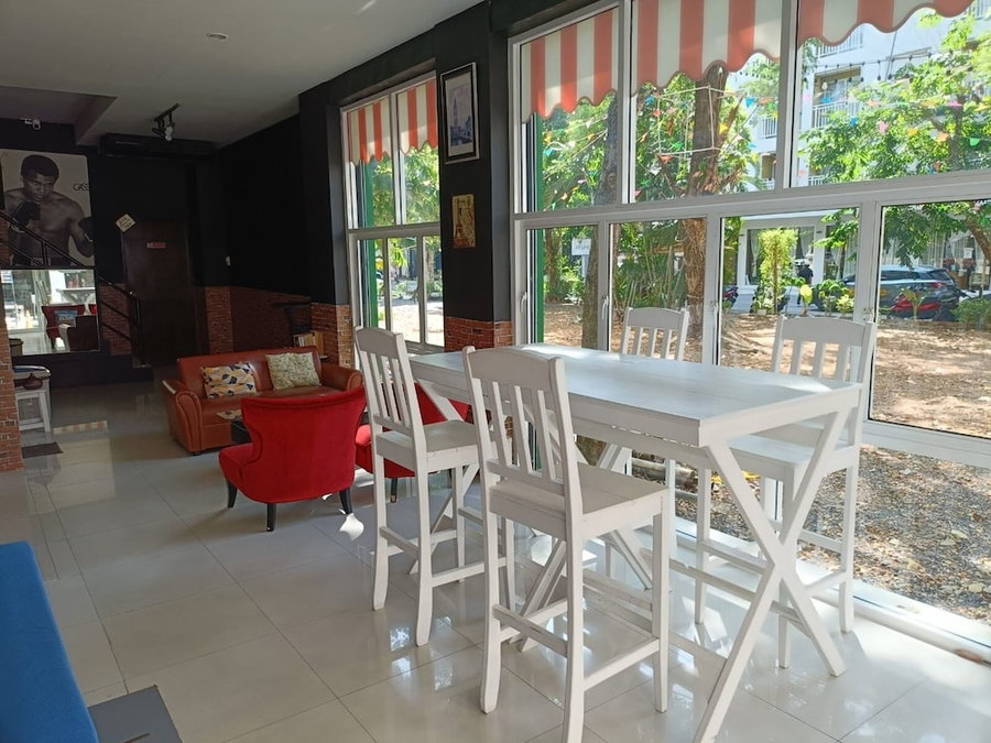 Central Perk Hotel, Patong, Thailand