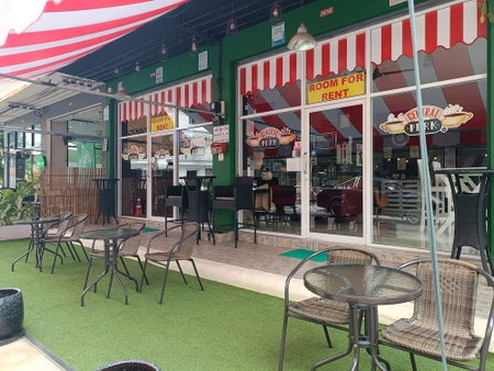 Central Perk Hotel, Patong, Thailand