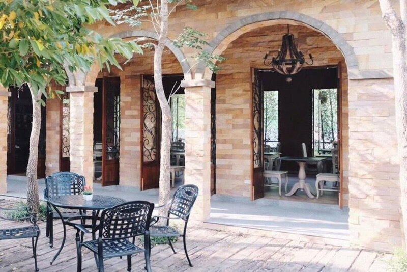 Chateau de Bear Hotel, Nakhon Sawan, Thailand