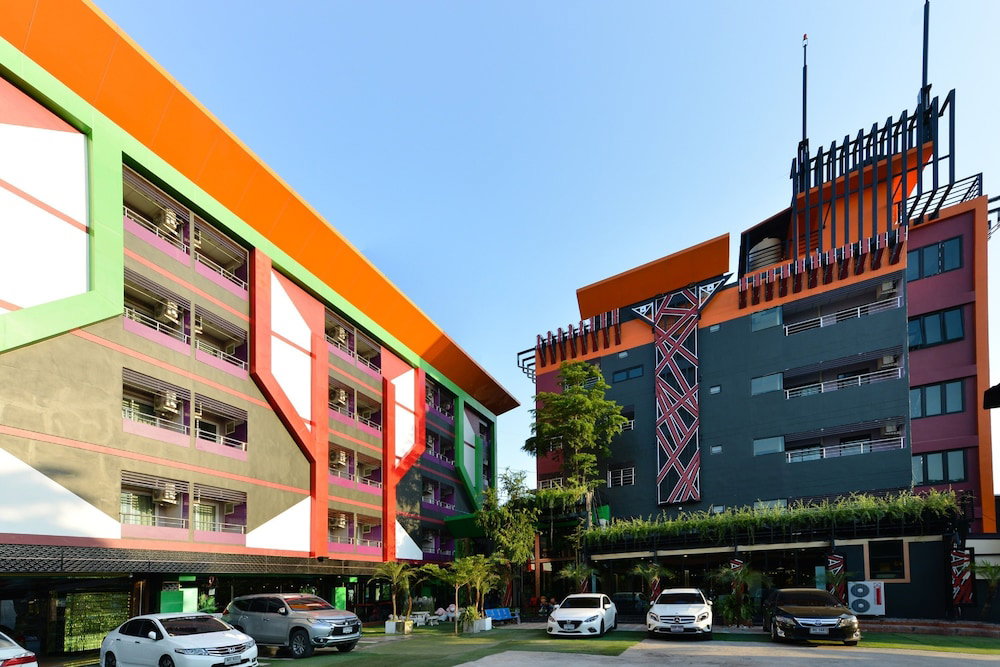 Media Hotel & Residence, Thailand