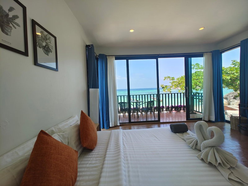 Lipe Sunrise Beach House, Ko Lipe, Thailand