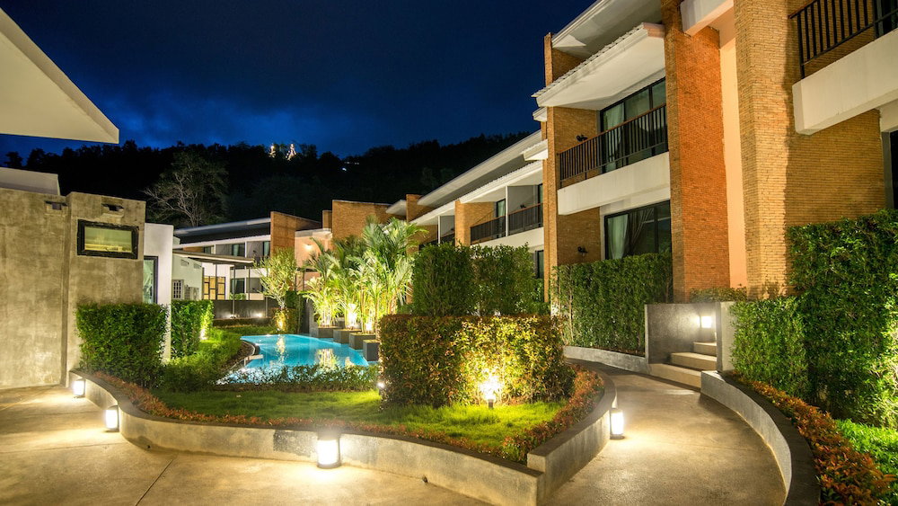 B2 Mae Hong Son Premier Hotel, Thailand