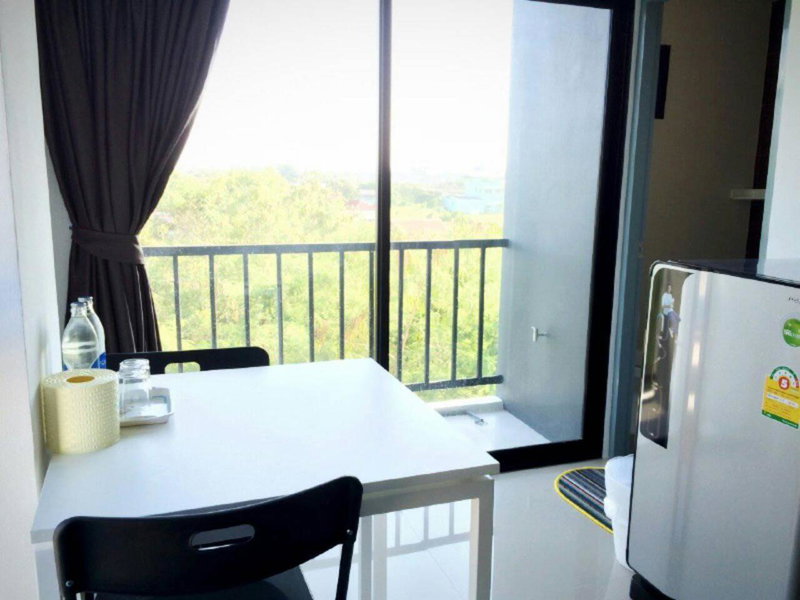 Promsook Apartment, Bangsaen, Thailand