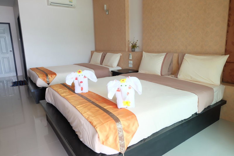Chokdee Resort, Ko Chang, Thailand