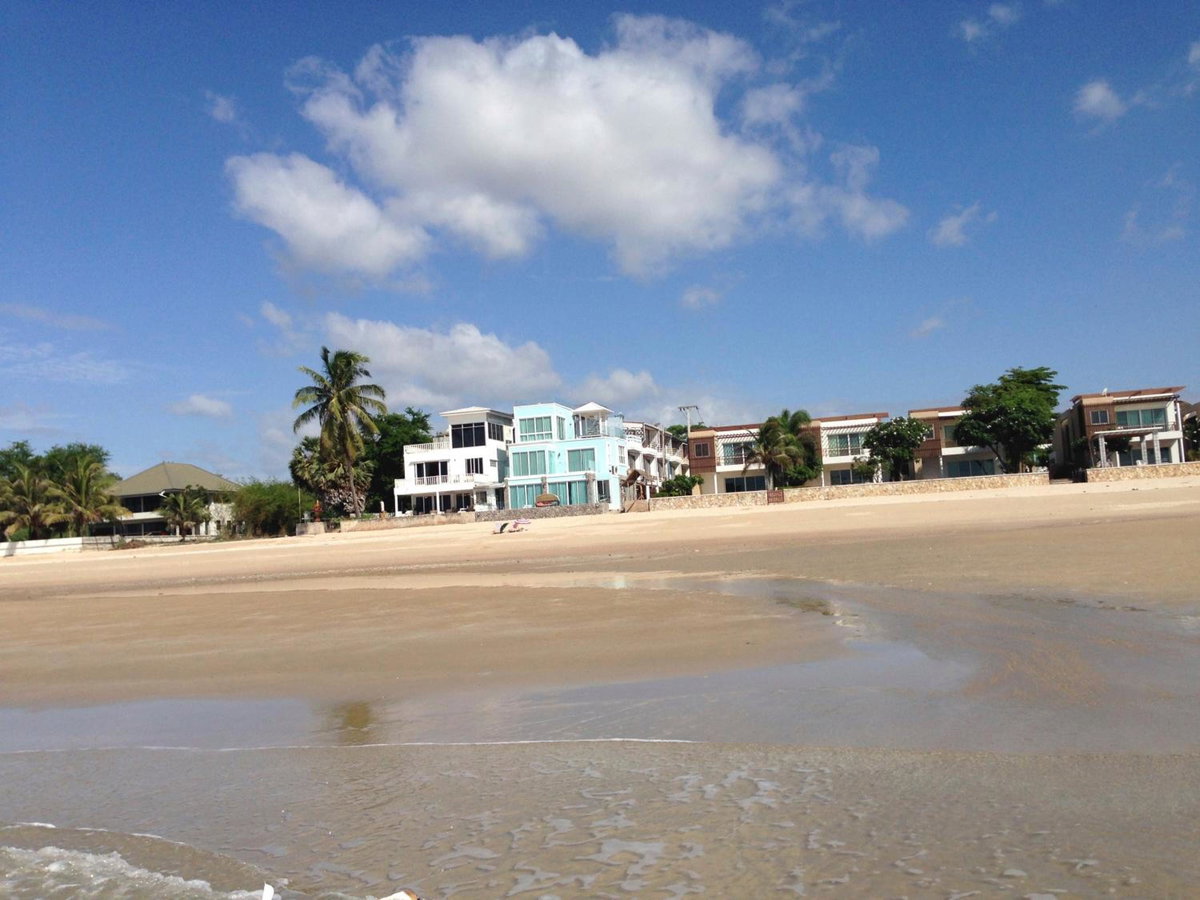 fio's house by the sea, Thailand