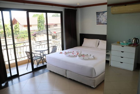 sunstar palace patong, Patong, Thailand