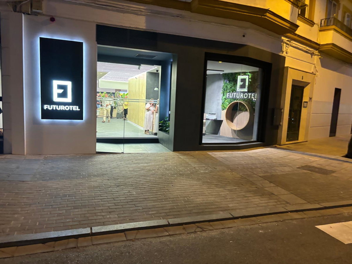 Hotel · Futurotel Sevilla, Seville