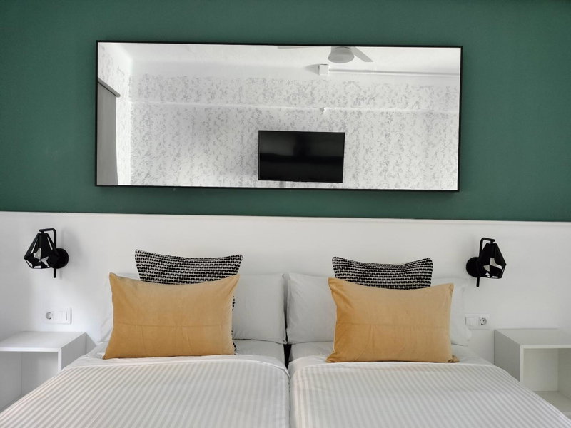 Room27- city center, La Laguna, Spain
