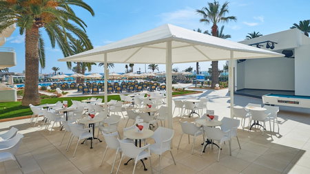 Hipotels Mercedes Aparthotel, Cala Millor, Spain