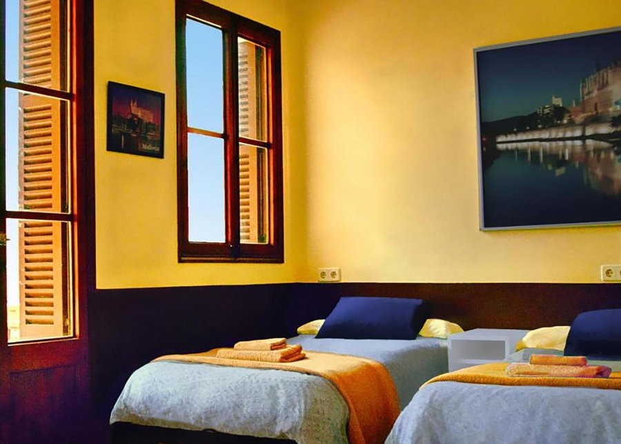 Hostal Atlanta, El Arenal, Spain