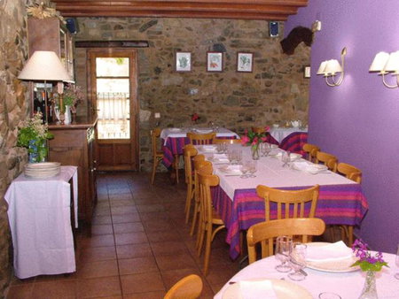 Les Velles Escoles, Les Irles, Spain