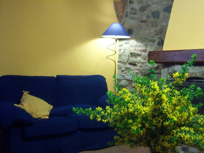 Les Velles Escoles, Les Irles, Spain
