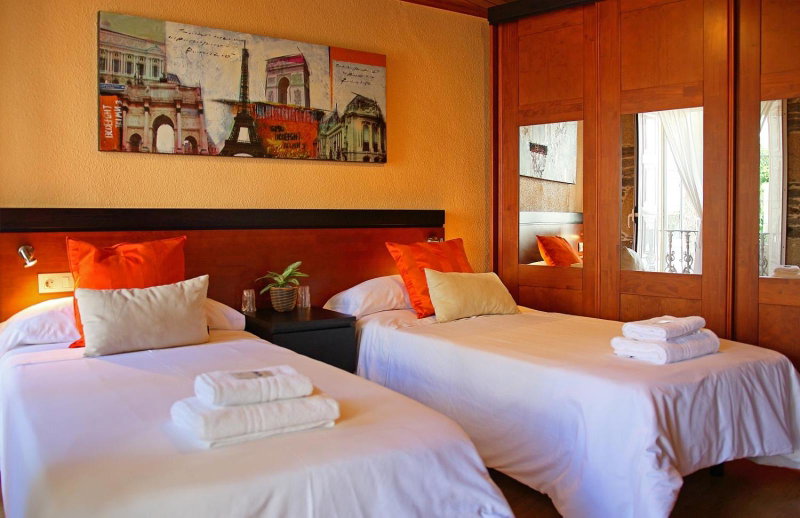 Aqua Rooms Sarria, Sarria, Spain
