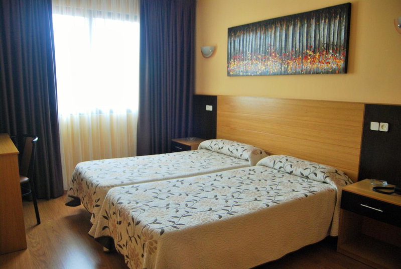 Hotel Piedra, Perlora, Spain