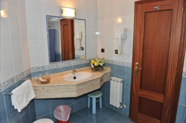Hotel Alfar, Isla, Spain