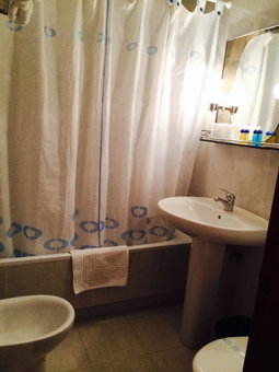 Hostal Sonsoles Madrid-Centro, Madrid, Spain