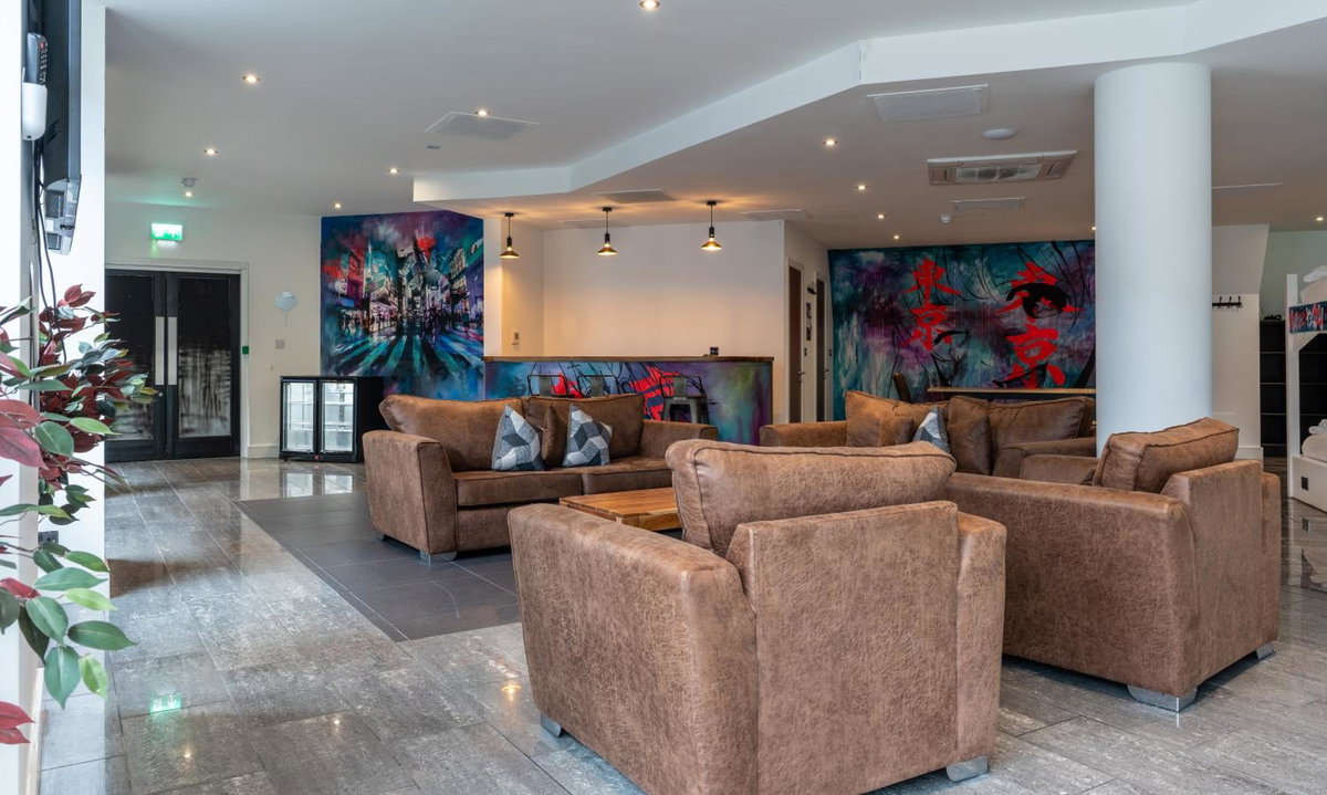 Big Stay Suites, United Kingdom