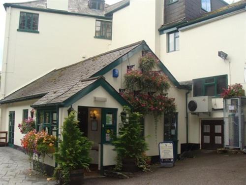 Hotel · The Abbey Inn, Buckfastleigh
