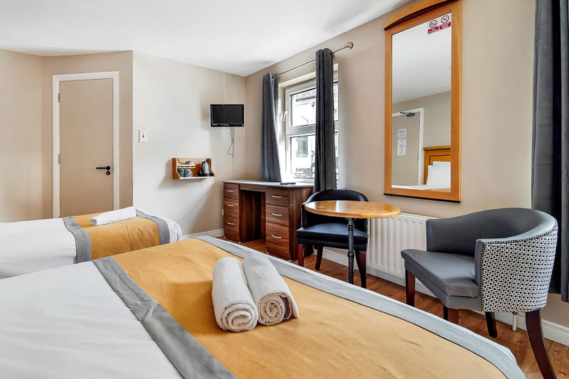 Iona Inn, Derry Londonderry, United Kingdom