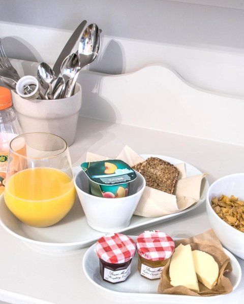 April House Weybridge - Boutique Guesthouse, Weybridge, United Kingdom