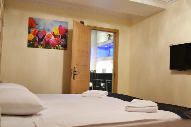 Hyde Park Suites, London, United Kingdom