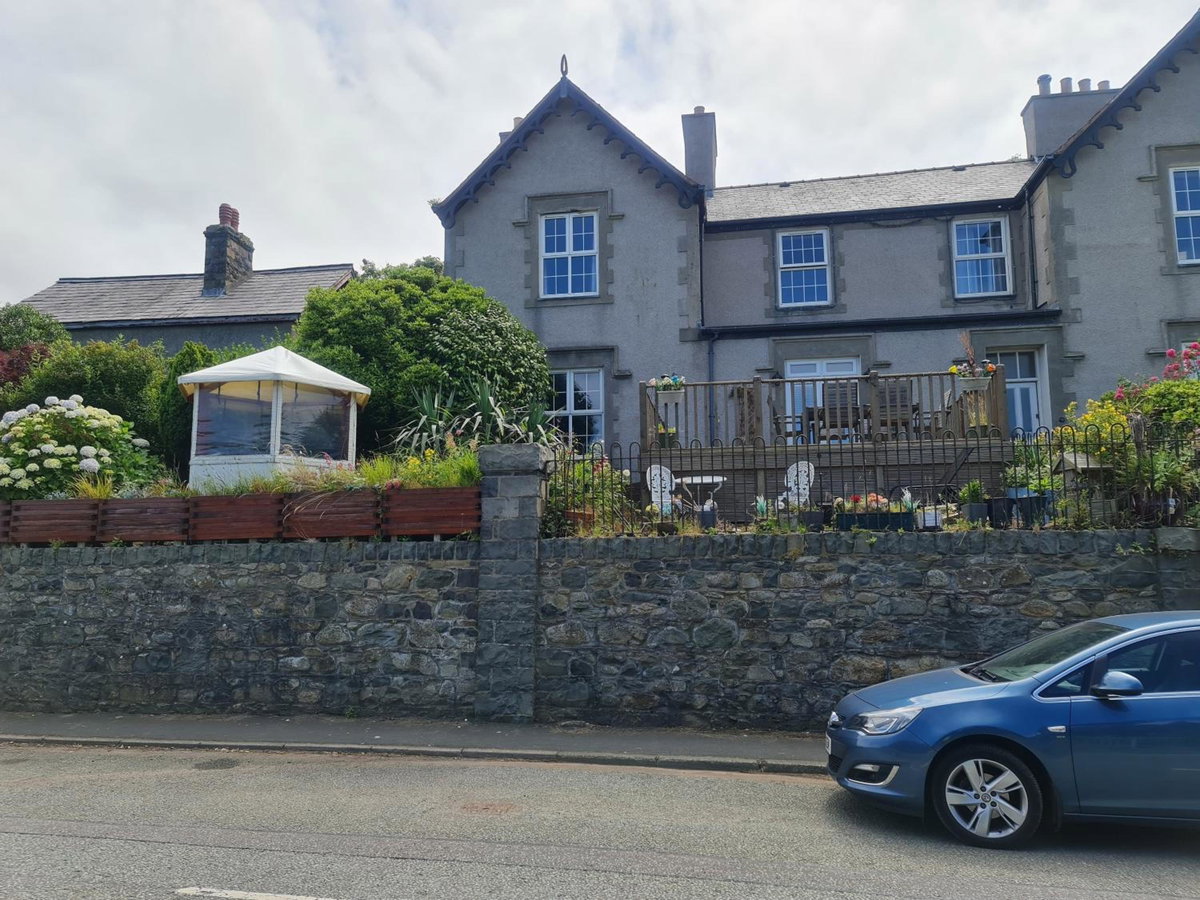 4Br Sea View Escape-Near Snowdonia& Coastal Trails, United Kingdom