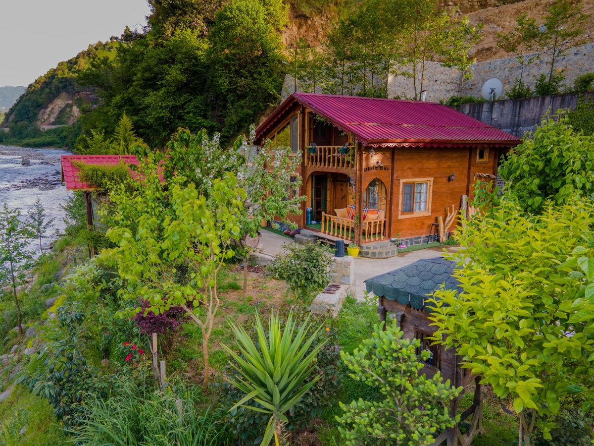 Dere Evi, Turkey