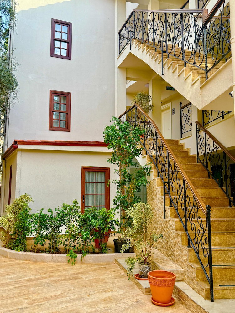 Adria Inn, Turkey